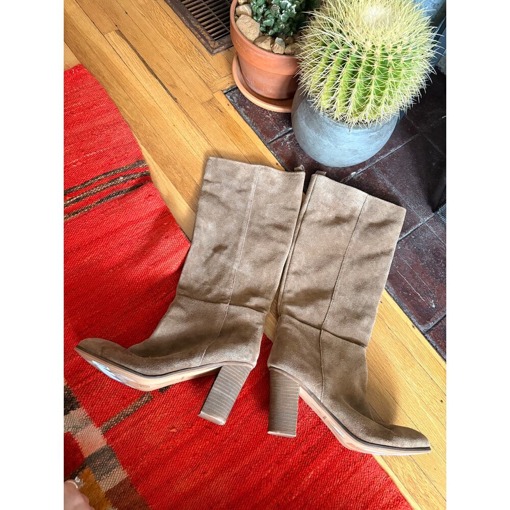 Dolce Vita Suede Heeled Mid-Calf Boots Camel Round Toe Block Heel Pull-On Sz 10 - Picture 1 of 9